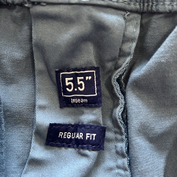 Chubbies shorts. Blue size small 5.5 inch inseam. Worn once - Picture 4 of 5